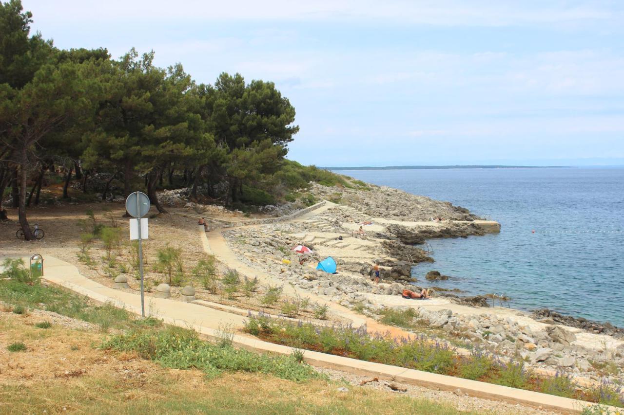 Apartments Blue Sea Mali Losinj Bagian luar foto