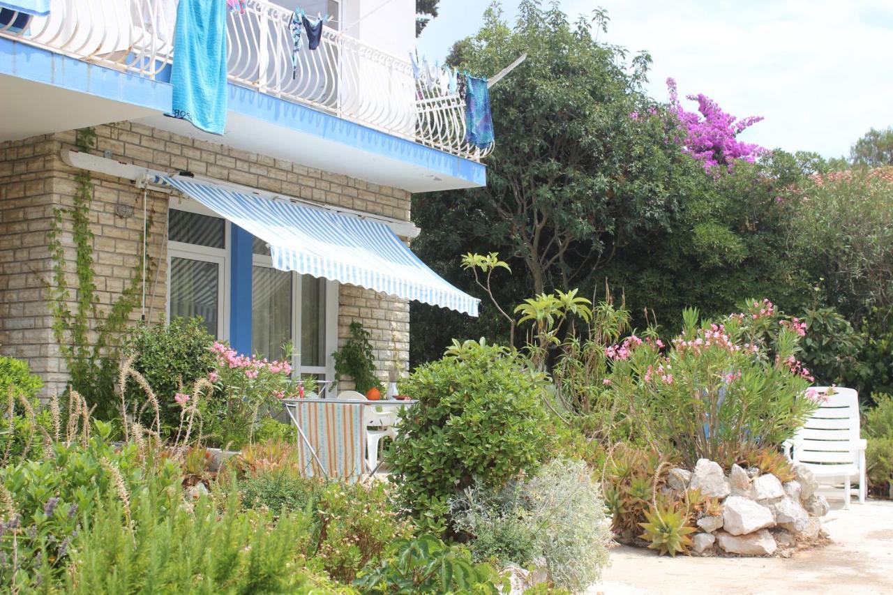 Apartments Blue Sea Mali Losinj Bagian luar foto