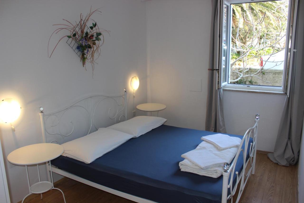 Apartments Blue Sea Mali Losinj Bagian luar foto